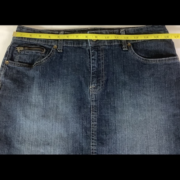 Sonoma denim skirt Sz L - Picture 3 of 5